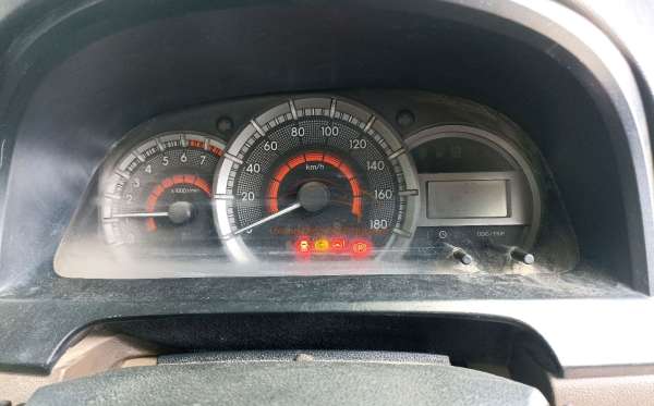 TOYOTA AVANZA