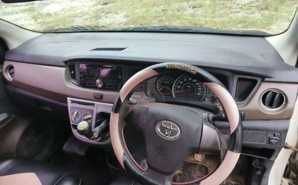 TOYOTA CALYA 1.2 G M/T