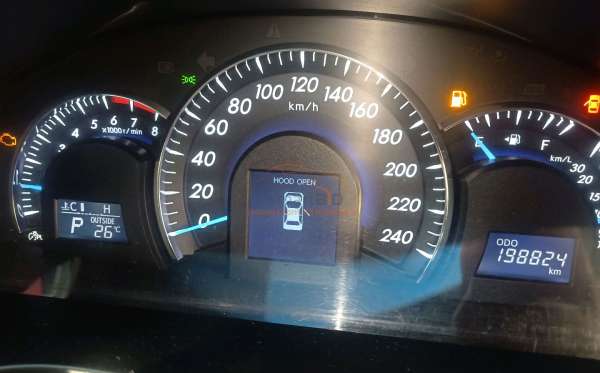 TOYOTA CAMRY V 2.5