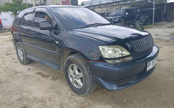 TOYOTA  HARRIER  3.0