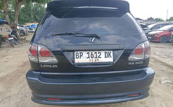 TOYOTA  HARRIER  3.0