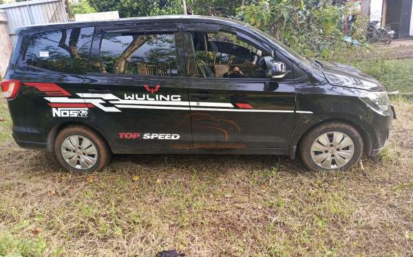 WULING CONFERO 1.5