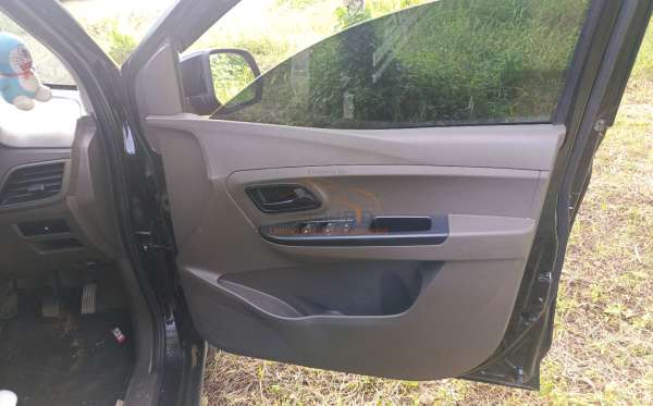 WULING CONFERO 1.5