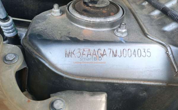 WULING CONFERO