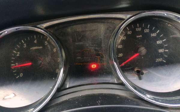 WULING CONFERO