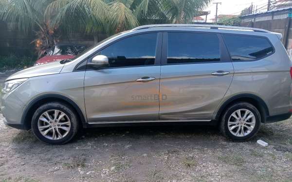 WULING CORTEZ 1.5ST LUX CVT