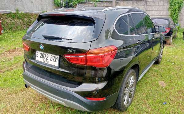 BMW X1 SDRIVE 18I