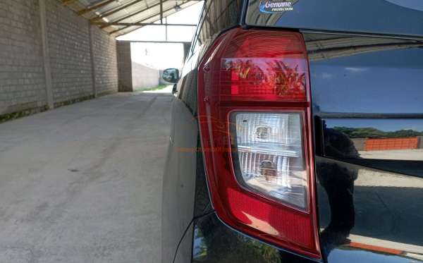 DAIHATSU SIGRA 1.2 X