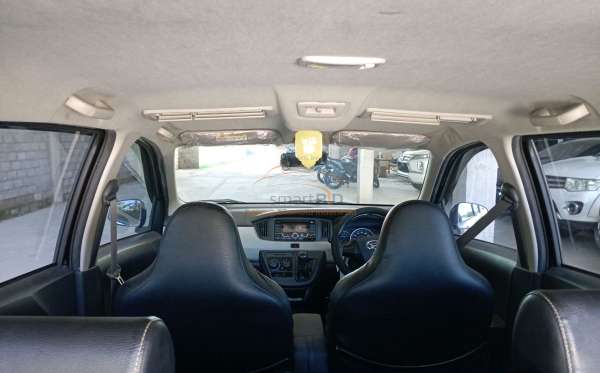 DAIHATSU SIGRA 1.2 X