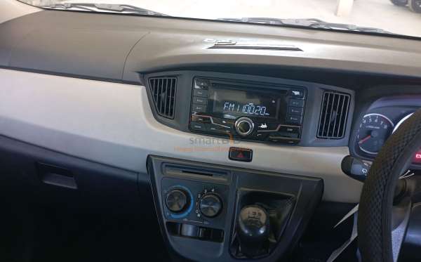 DAIHATSU SIGRA 1.2 X