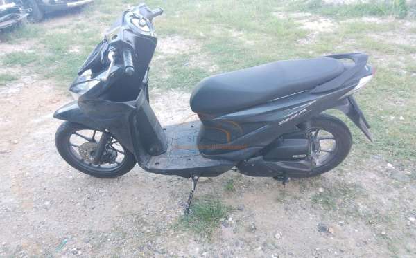 HONDA  BEAT