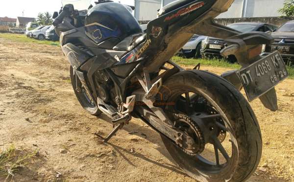 HONDA CBR 150