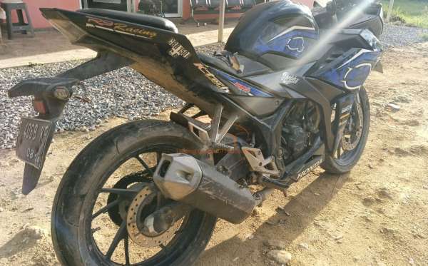 HONDA CBR 150