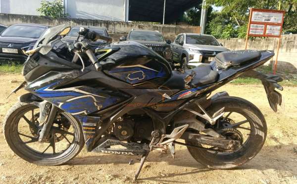 HONDA CBR 150