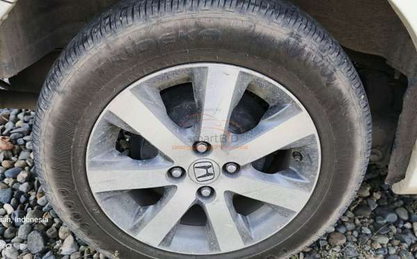 HONDA  FREED