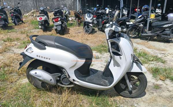 HONDA SCOOPY PRESTIGE