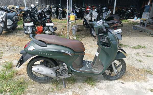 HONDA  SCOOPY