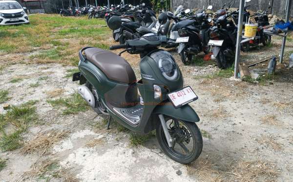 HONDA  SCOOPY