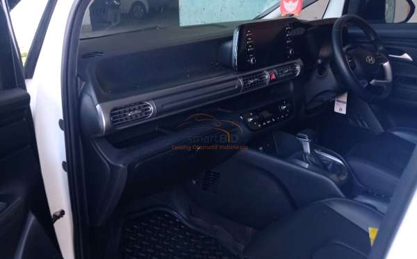 HYUNDAI STARGAZER PRIME 4X2
