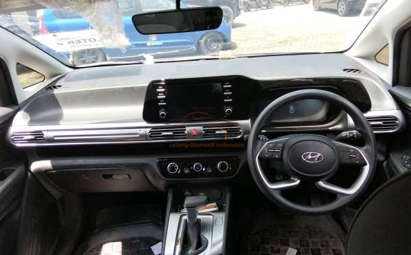 HYUNDAI STARGAZER TREND