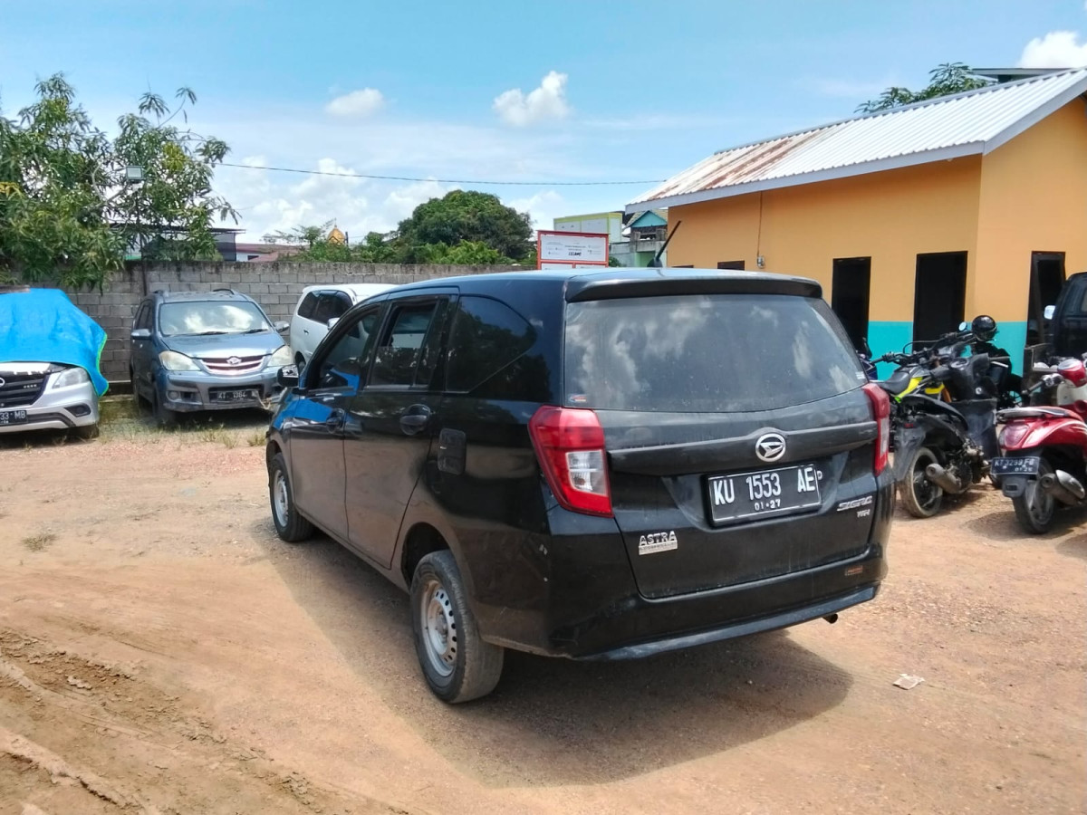 DAIHATSU SIGRA D