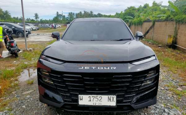 JETOUR DASHING LUX (4X2)