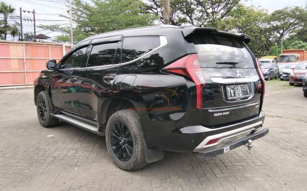 MITSUBISHI PAJERO SPORT 2.4L DAKAR-L (4X2)