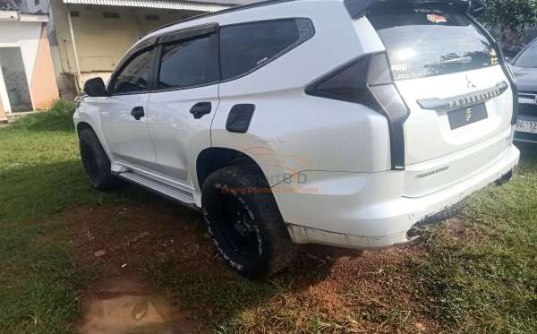 MITSUBISHI PAJERO SPORT 2.4L DAKAR-L (4X2)