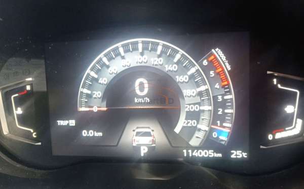 MITSUBISHI PAJERO SPORT 2.4L DAKAR-L (4X2)