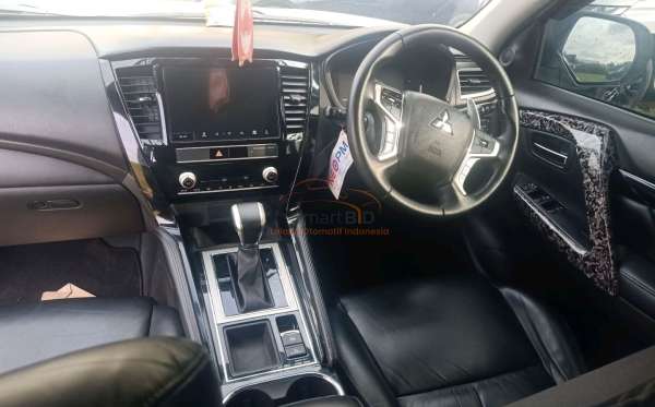 MITSUBISHI PAJERO SPORT 2.4L DAKAR-L (4X2)