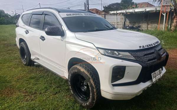 MITSUBISHI PAJERO SPORT 2.4L DAKAR-L (4X2)