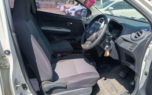 TOYOTA AGYA 1.0 G