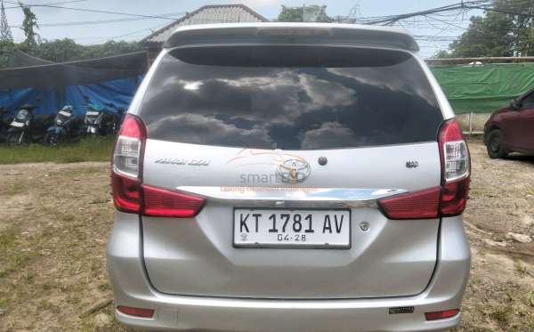 TOYOTA  AVANZA  1.3 E