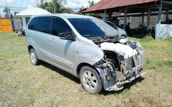 TOYOTA AVANZA