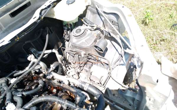 TOYOTA AVANZA