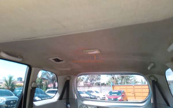 TOYOTA AVANZA