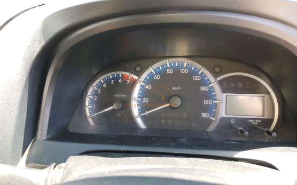 TOYOTA AVANZA