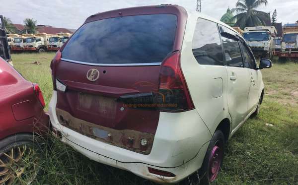 TOYOTA AVANZA 1.3 G