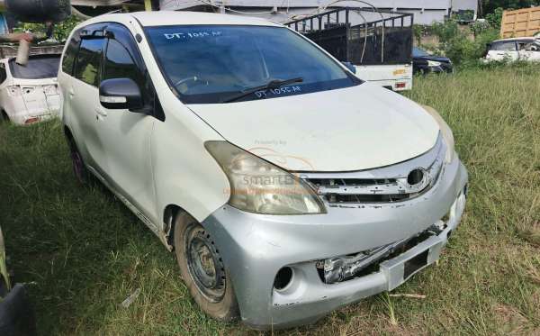 TOYOTA AVANZA 1.3 G