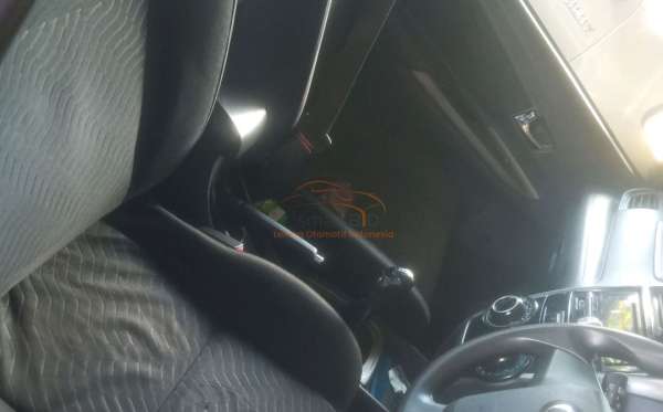 TOYOTA AVANZA