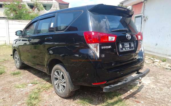 TOYOTA INNOVA 2.4 G