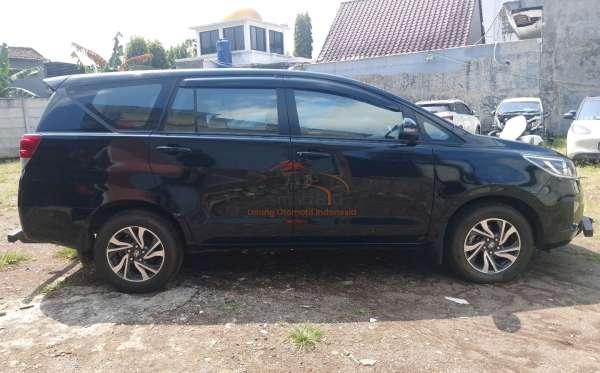 TOYOTA INNOVA 2.4 G