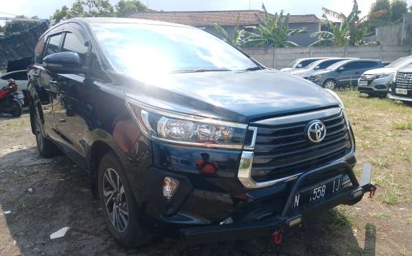 TOYOTA INNOVA 2.4 G