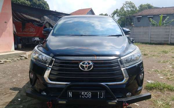 TOYOTA INNOVA 2.4 G