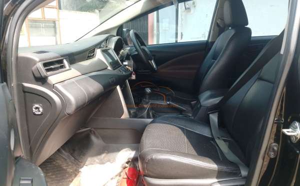 TOYOTA INNOVA 2.4 G