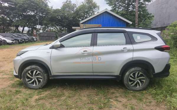 TOYOTA RUSH 1.5 G