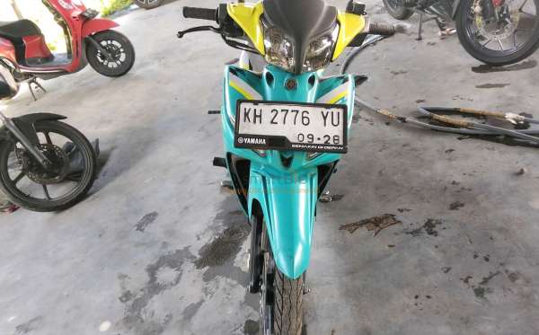 YAMAHA JUPITER Z1 CW