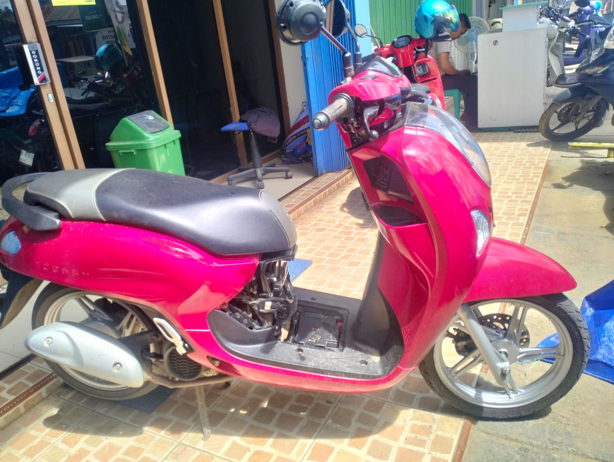 HONDA SCOOPY