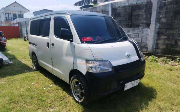 DAIHATSU GRAN MAX 1.3 D
