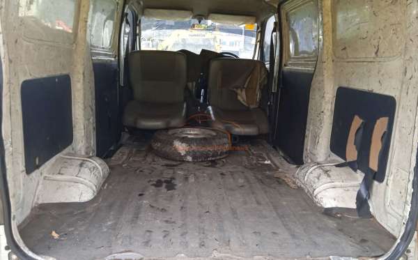 DAIHATSU GRAN MAX BLIND VAN